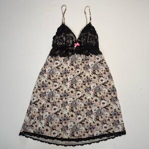 VTG Y2K Victoria’s Secret BabyDoll Chemise Lingerie Teddy Small Lace Coquette